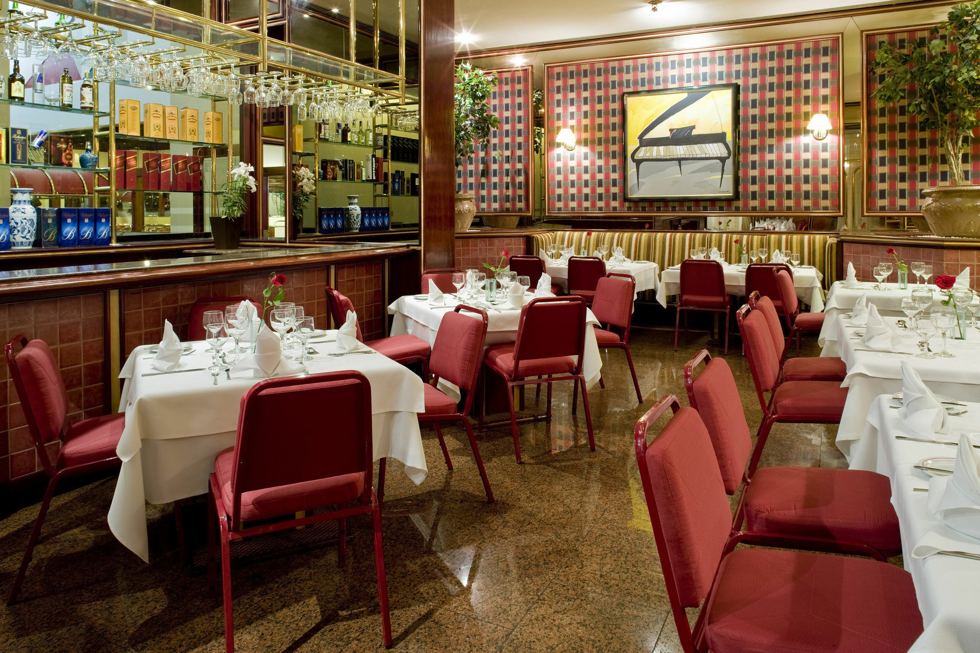 Castro's Park Hotel